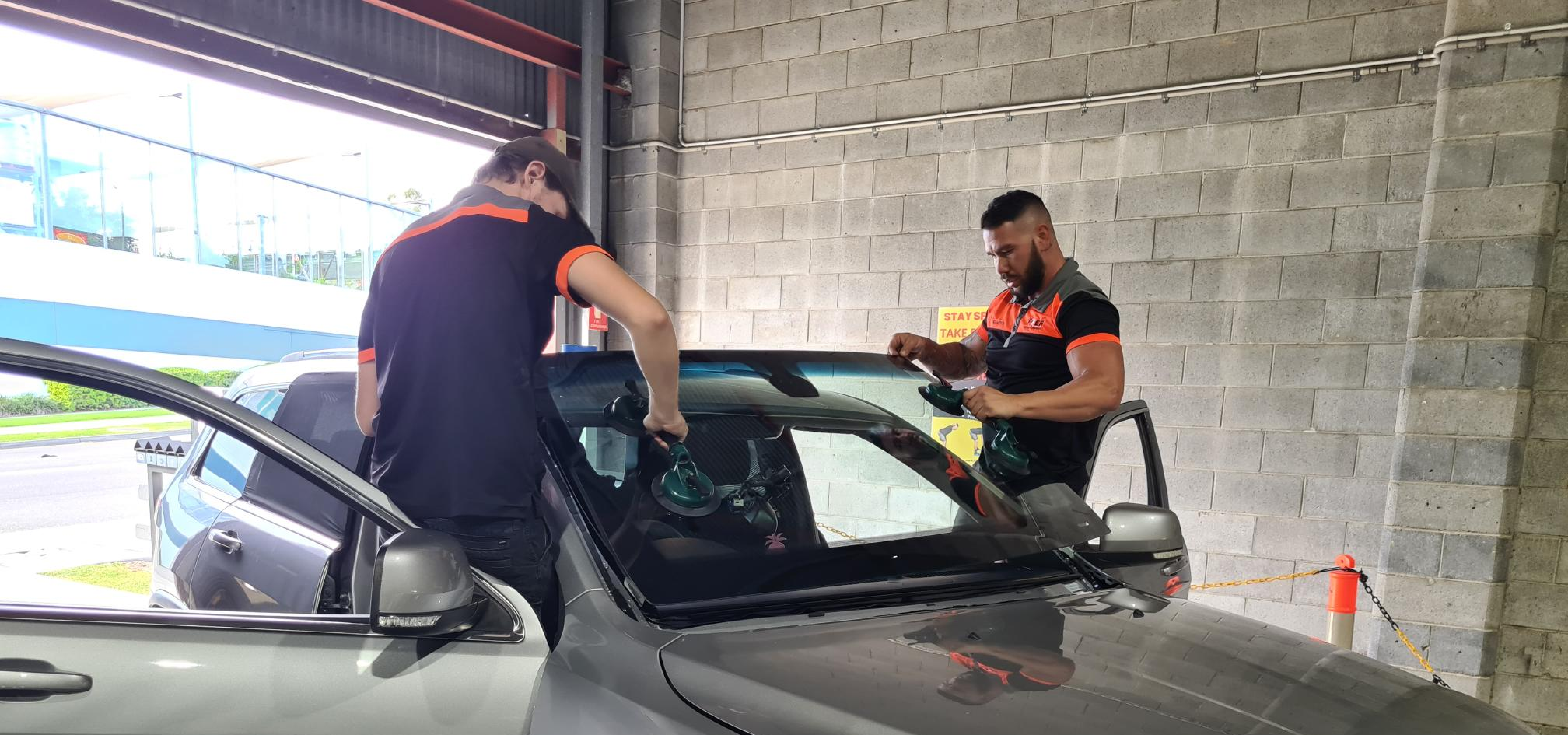 Windscreen replacement by The Fixer